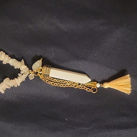 ECU long double layered necklace - Picture 2 of 4